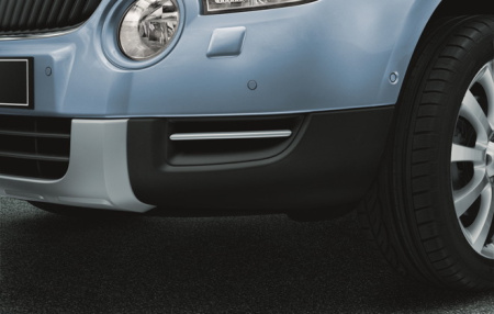 Накладка на решетку переднего бампера Skoda Yeti 2009-2013 пакет Alu-optik