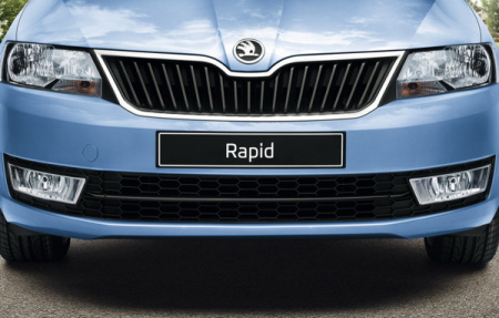 Молдинг переднего бампера Skoda Rapid 2012-н.в. черный
