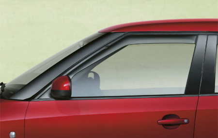 Дефлекторы на двери Skoda Fabia II 2006-2014 передние
