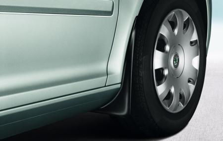 Брызговики передние Skoda Octavia II 2004-2012 "Style"