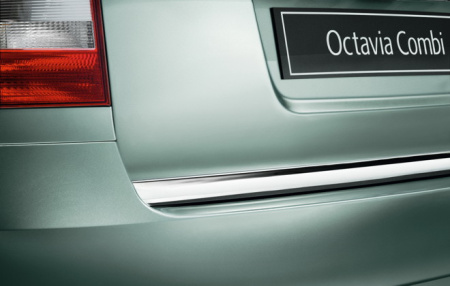 Накладка на крышку багажника Skoda Octavia II Combi 2004-2012